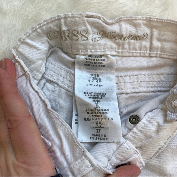 GUESS Jeans 2T White Shorts - Picture 6 of 6
